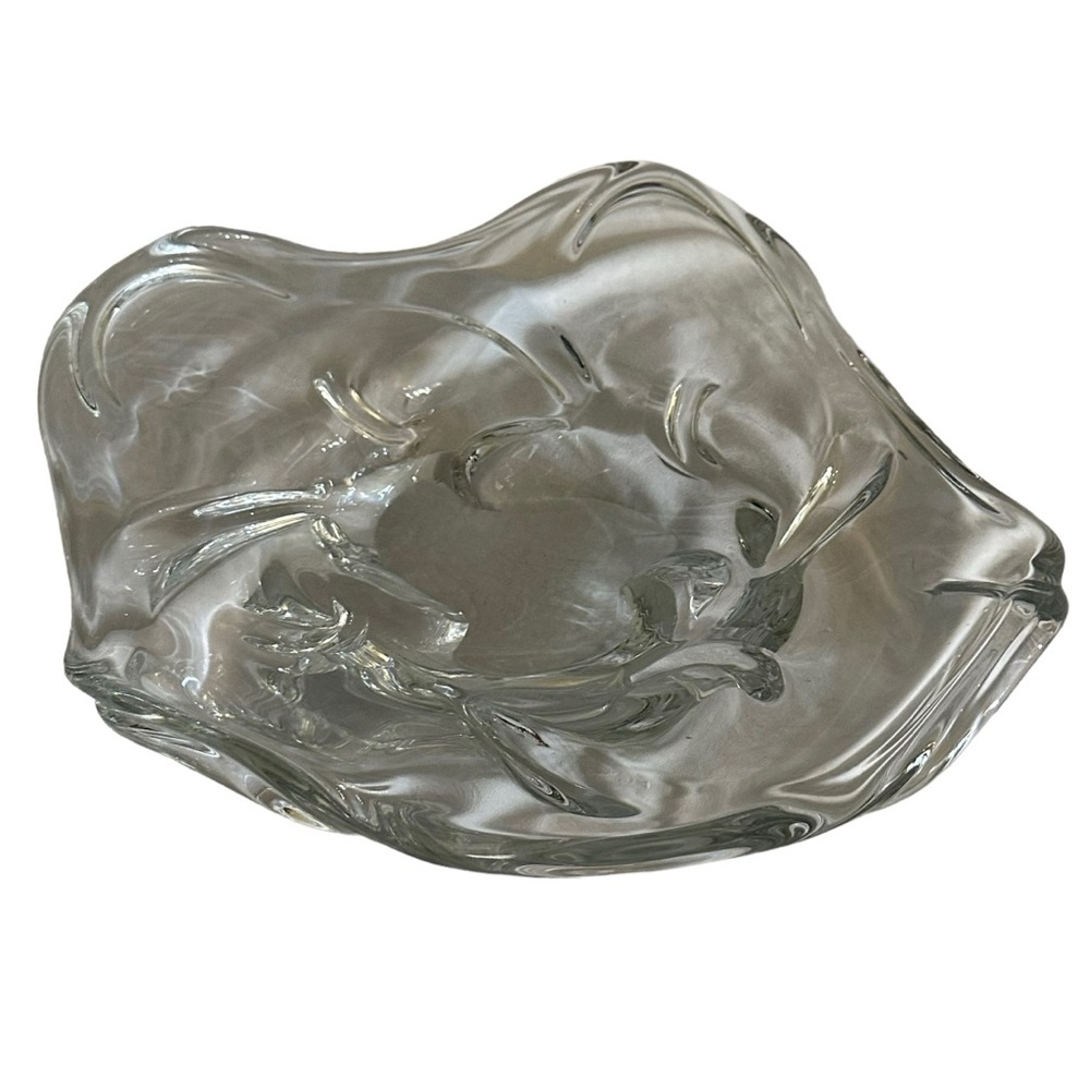Extra large freeform, clear Crystal decor dish bowl. Mid century modern